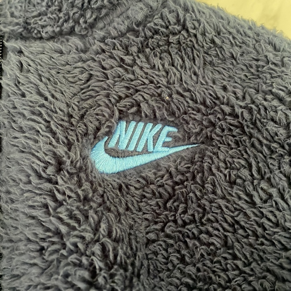 Nike Navy Blue Sherpa Hooded Sweater - Picture 2 of 7